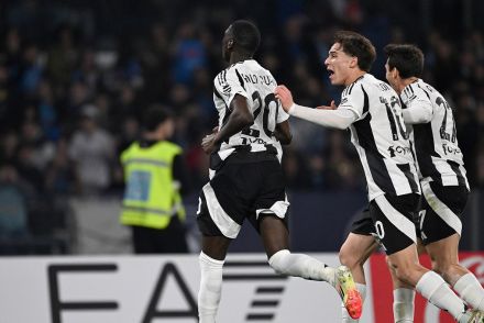 Kolo Muani v Napoli