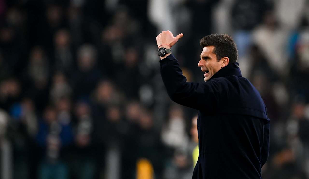 Thiago Motta on the sidelines