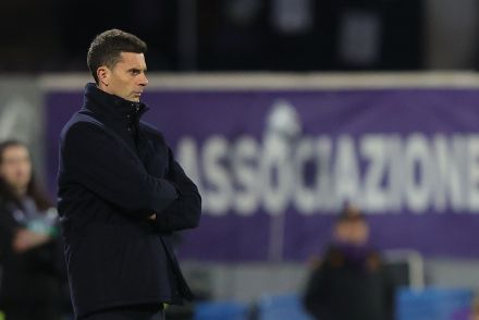 Thiago Motta on the sidelines