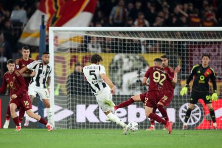 Locatelli scoring against Roma