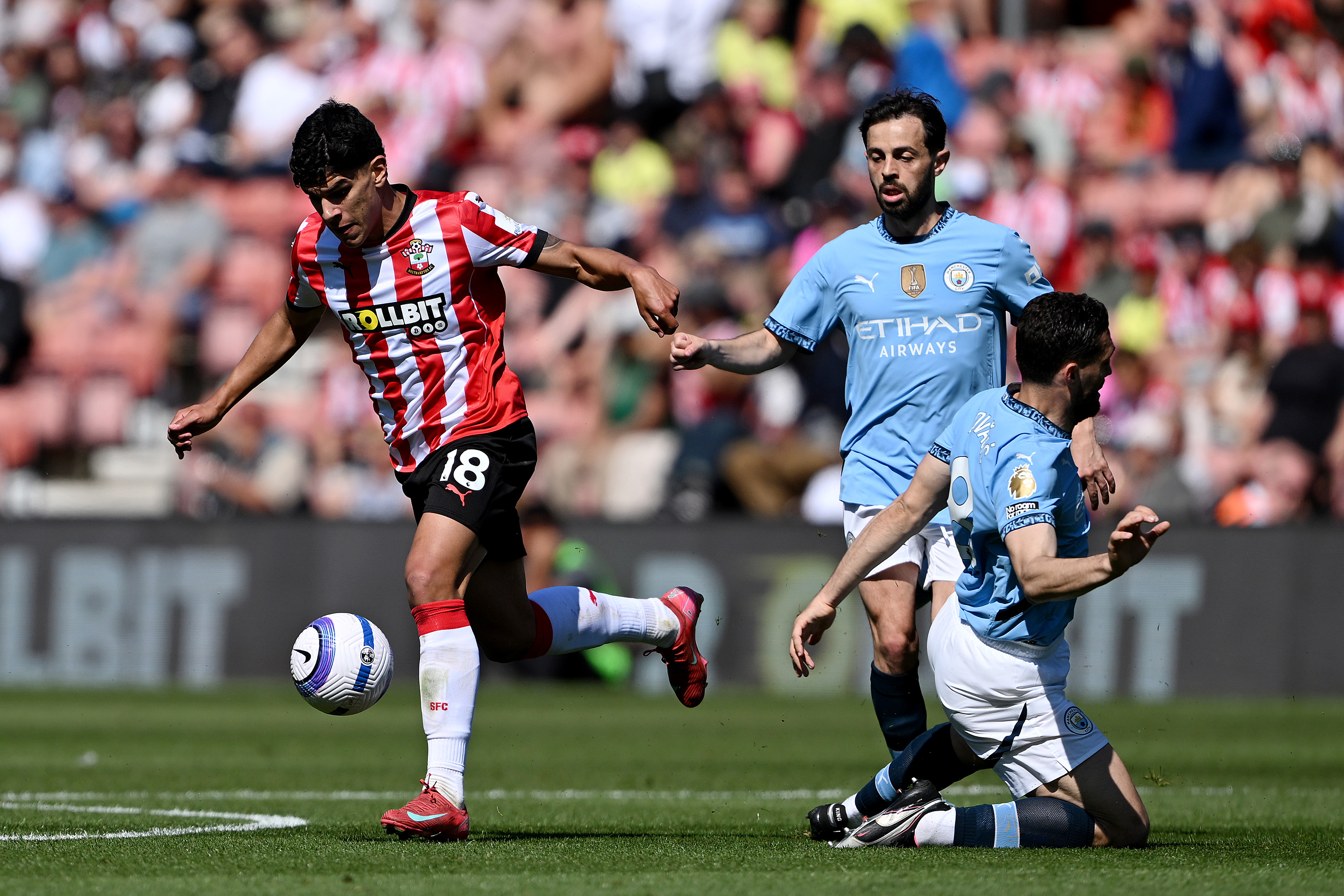 Mateus Fernandes against Man City