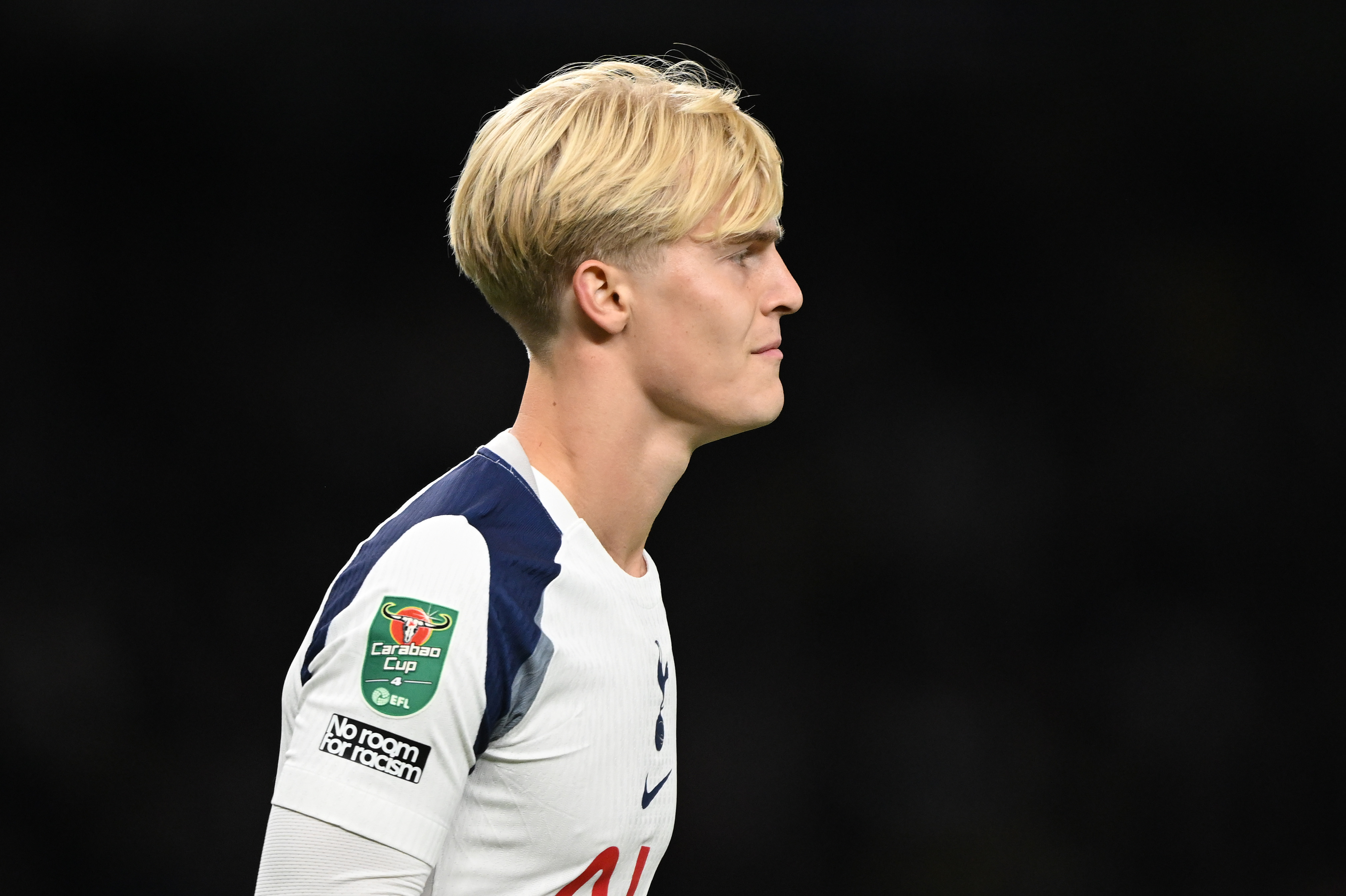 Lucas Bergvall in action for Spurs