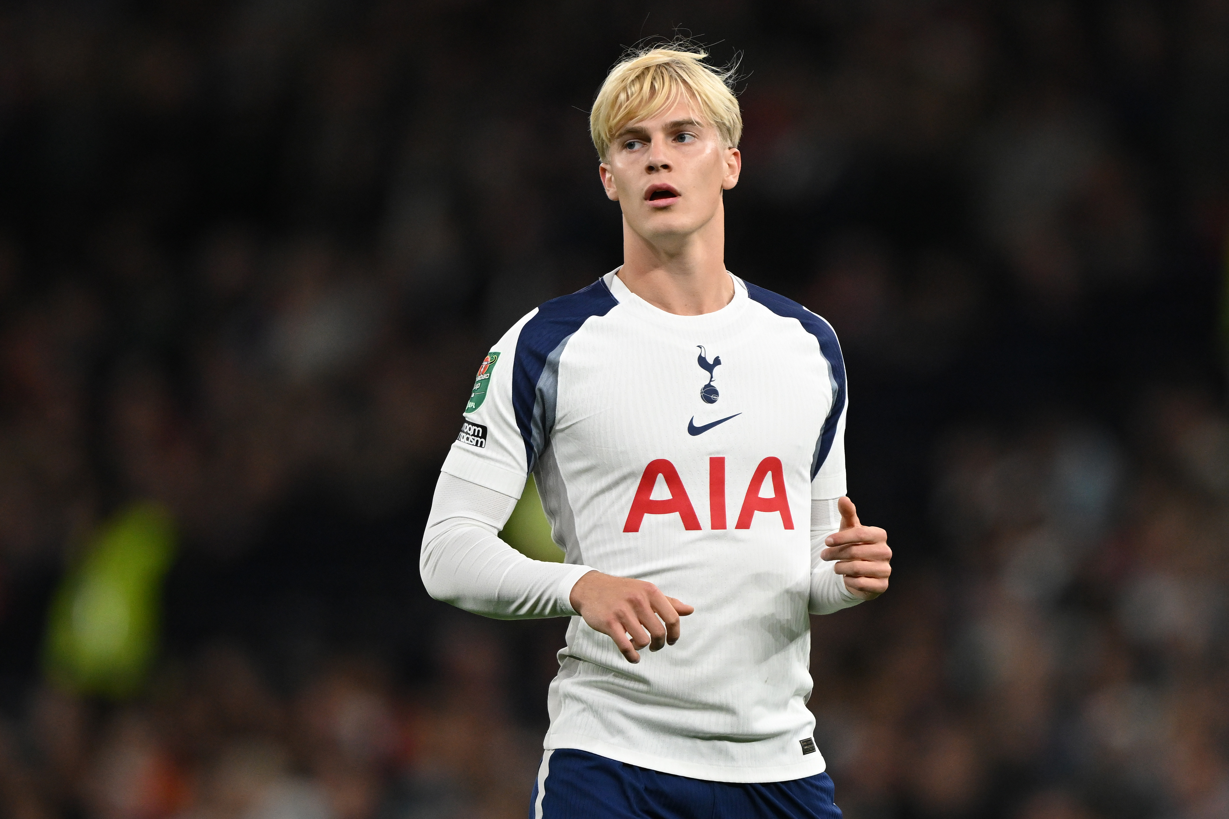 Lucas Bergvall in action for Spurs