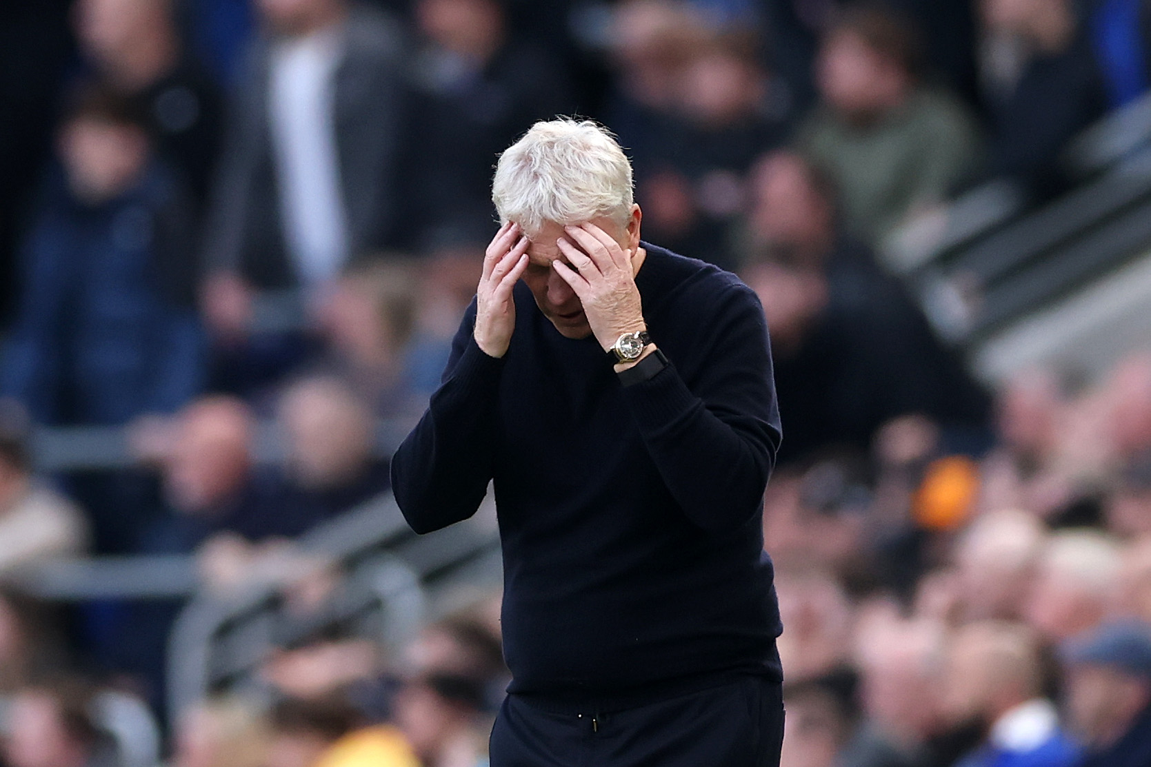 Everton manager David Moyes despaired on the sidelines