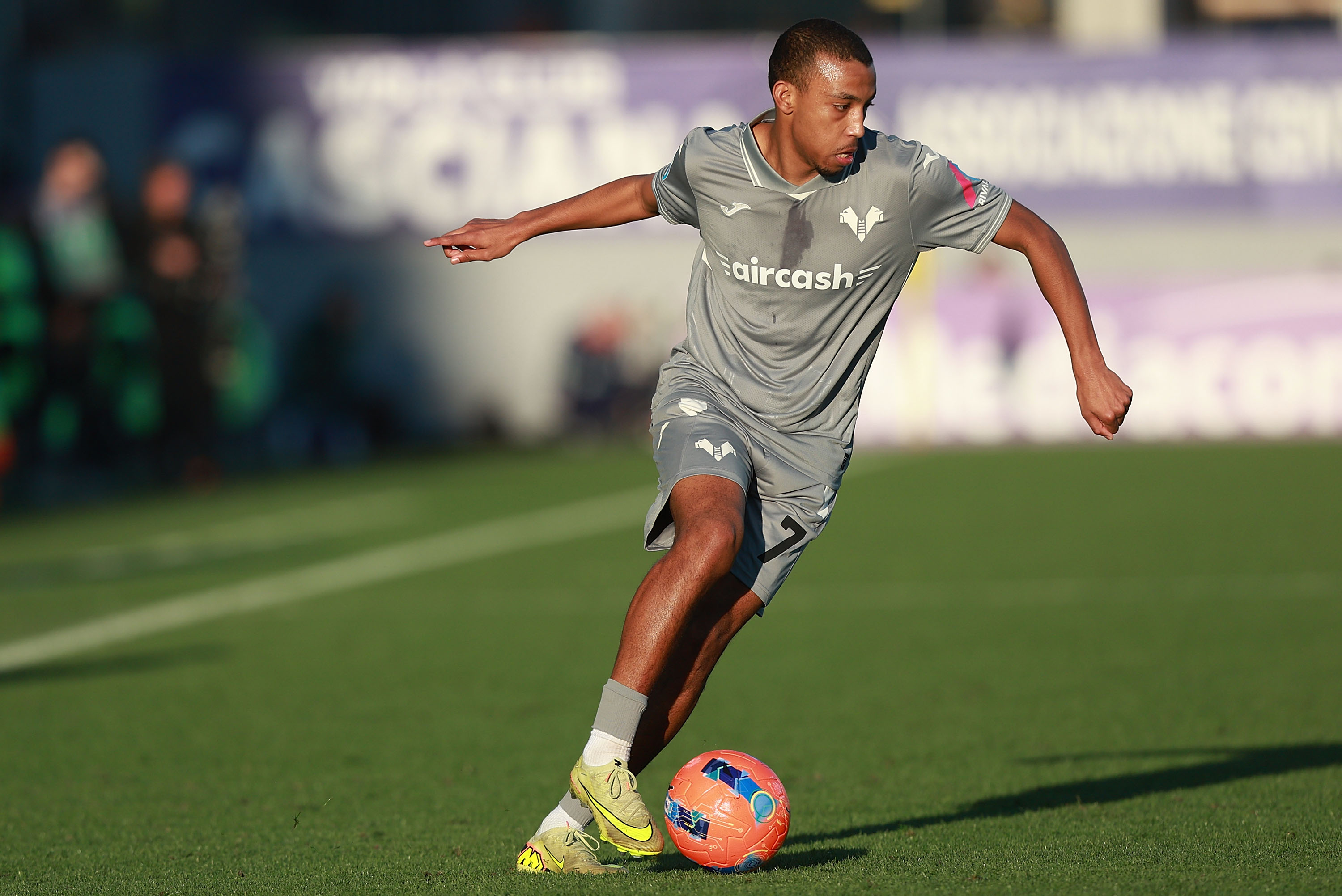 Rafik Belghali in action for Hellas Verona