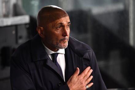 Luciano Spalletti on the sidelines