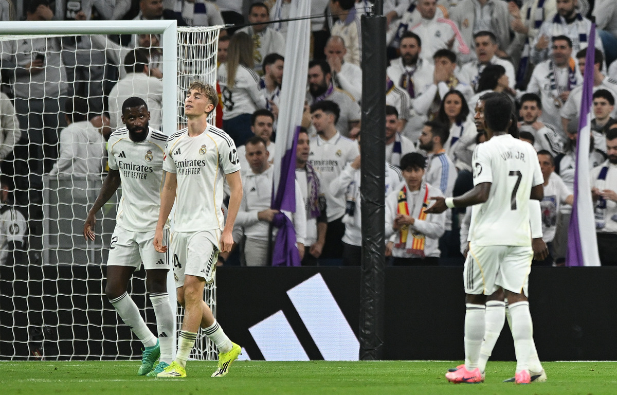 Antonio Rudiger with his Real Madrid teammates