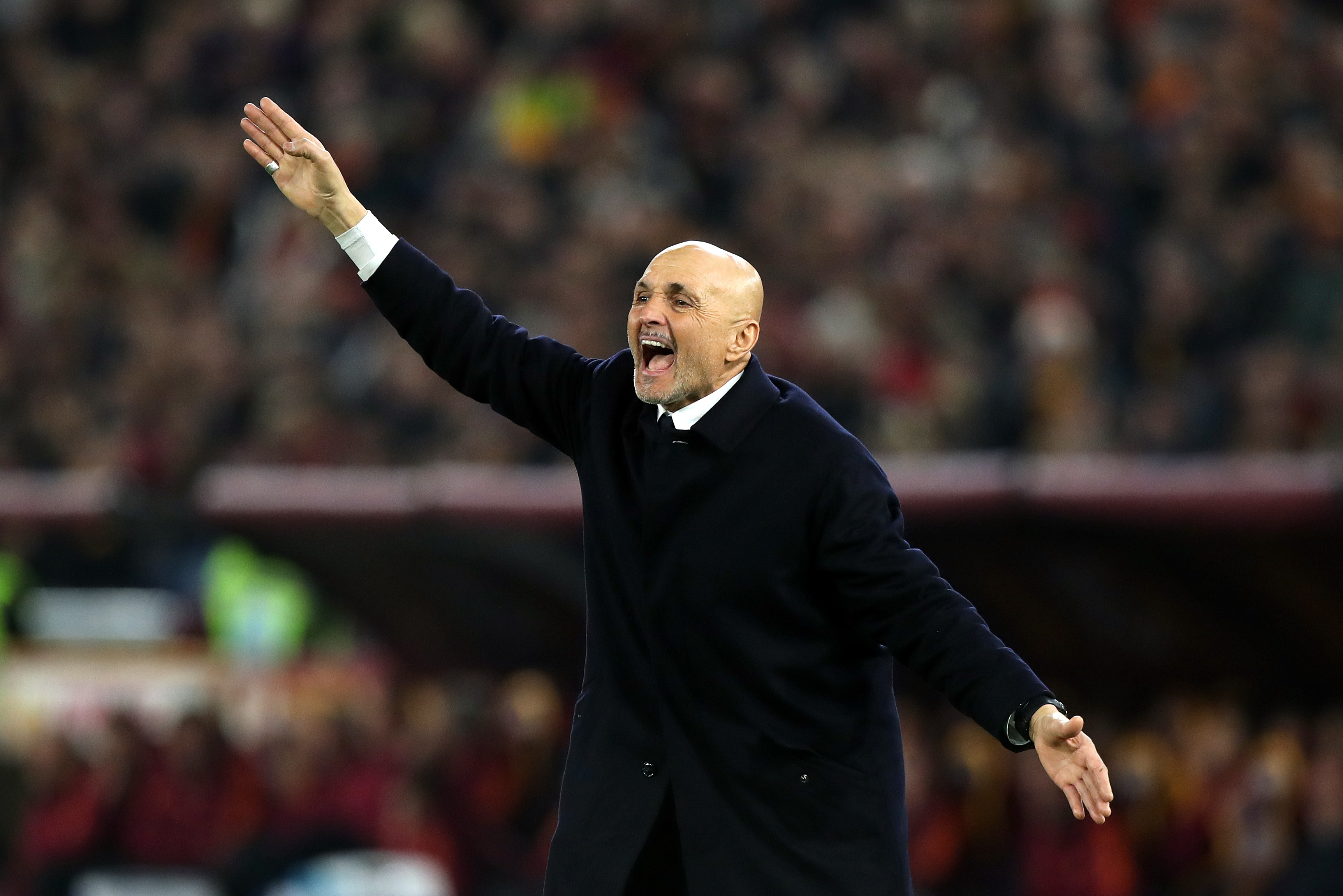 Luciano Spalletti on the sidelines against Roma