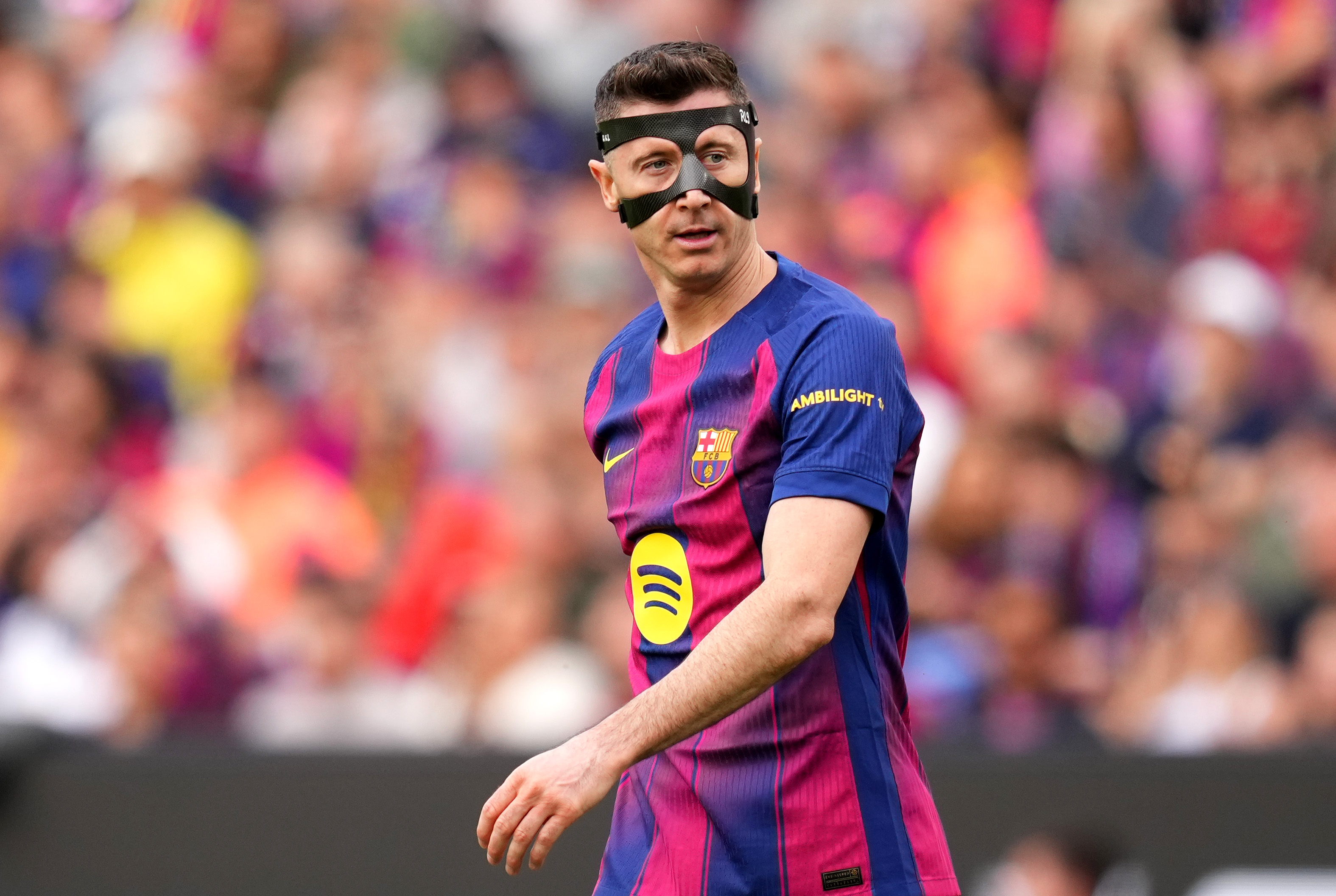 Robert Lewandowski in action for Barcelona