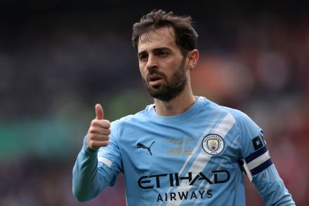 Bernardo Silva giving the thumps up