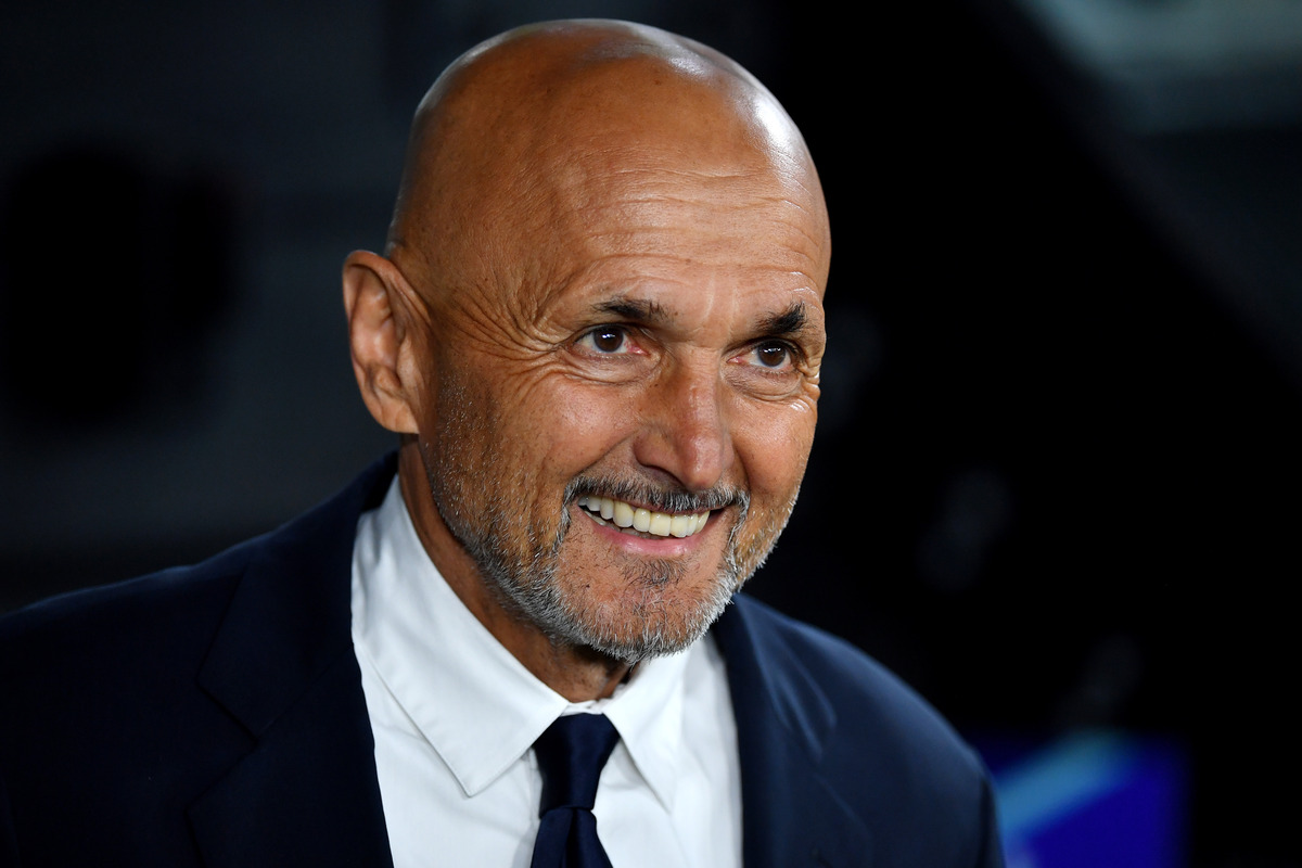 Luciano Spalletti smiling