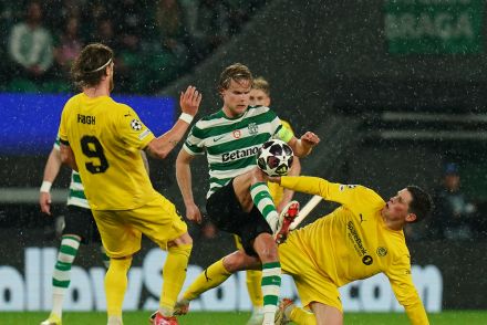 Morten Hjulmand fighting for the ball