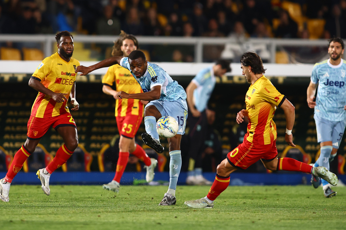 Pierre Kalulu in action against Lecce
