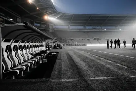 Empty football bench before a tense Juventus and Milan match with seven places unavailable